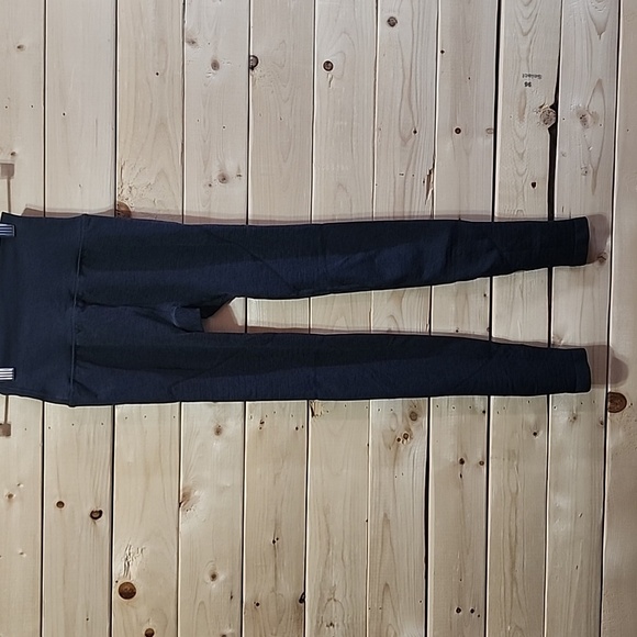 Alphalete Leggings Women's Size extra small skinny leg - Picture 5 of 5